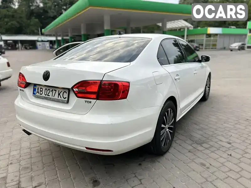 3VWLL7AJ1DM286753 Volkswagen Jetta 2013 Седан 1.97 л. Фото 5