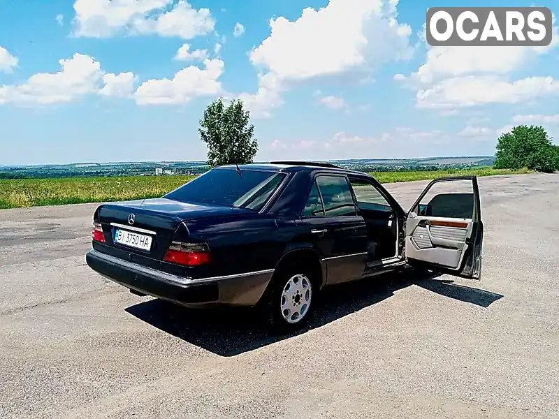 Седан Mercedes-Benz E-Class 1993 null_content л. Автомат обл. Дніпропетровська, П'ятихатки - Фото 1/15