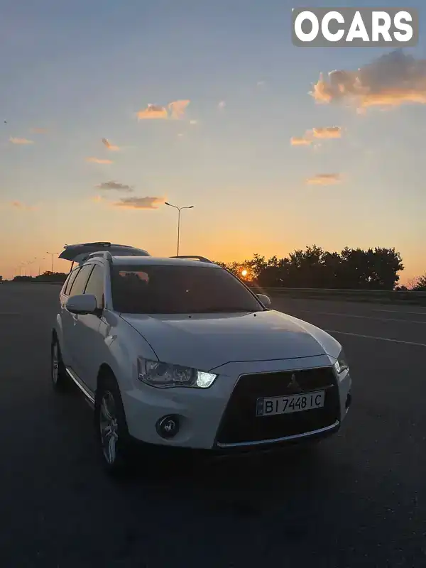 Позашляховик / Кросовер Mitsubishi Outlander 2010 2.2 л. Автомат обл. Одеська, Одеса - Фото 1/17