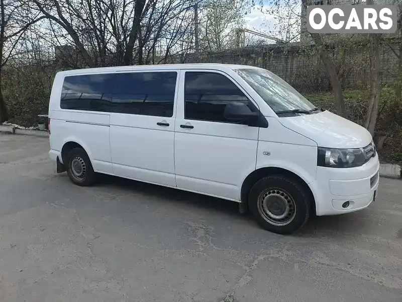 Мінівен Volkswagen Transporter 2011 2 л. Ручна / Механіка обл. Харківська, Харків - Фото 1/9