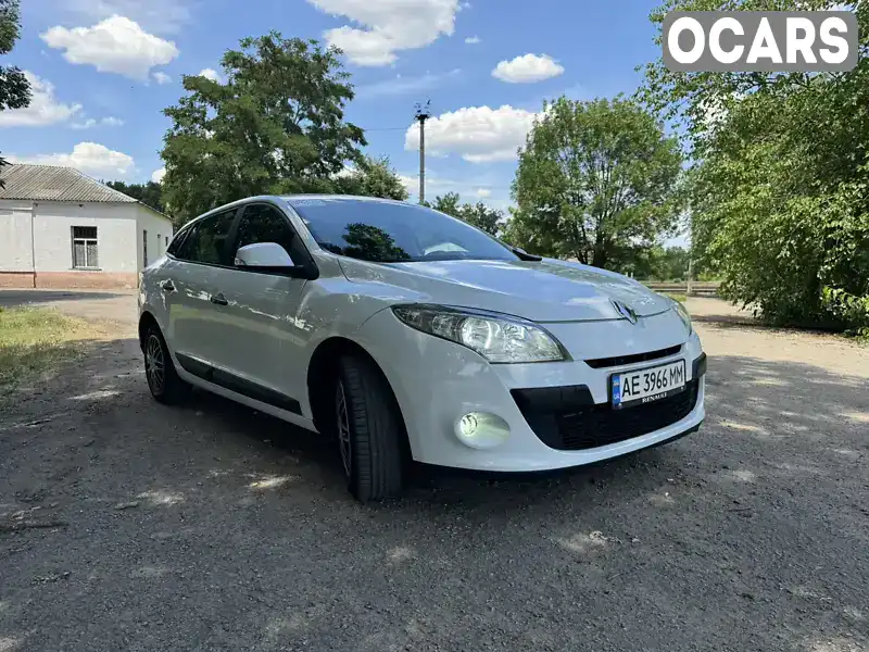 Універсал Renault Megane 2010 1.46 л. Ручна / Механіка обл. Дніпропетровська, Синельникове - Фото 1/21