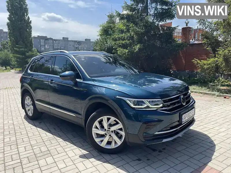 Внедорожник / Кроссовер Volkswagen Tiguan 2021 1.98 л. Автомат обл. Запорожская, Запорожье - Фото 1/15