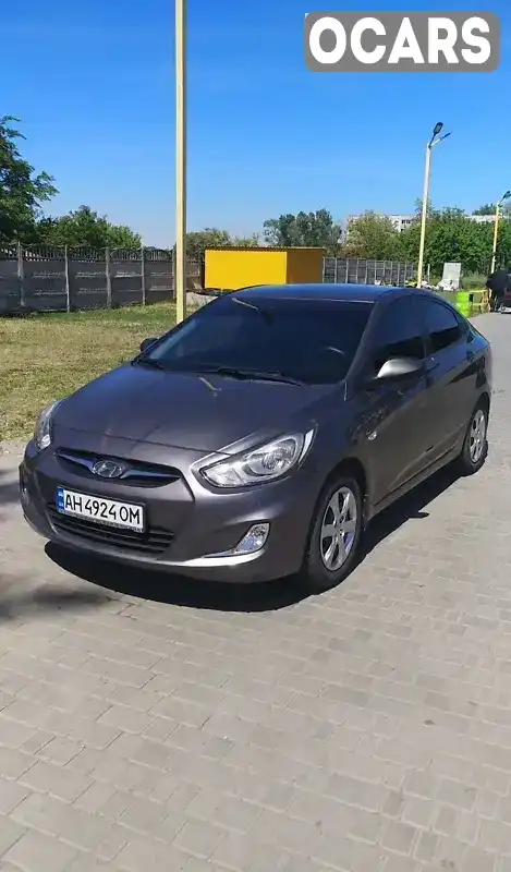 Седан Hyundai Accent 2013 1.4 л. Ручна / Механіка обл. Дніпропетровська, Павлоград - Фото 1/21