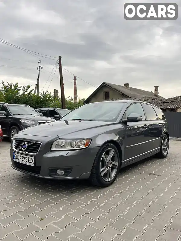 Універсал Volvo V50 2012 null_content л. Ручна / Механіка обл. Чернівецька, Чернівці - Фото 1/12