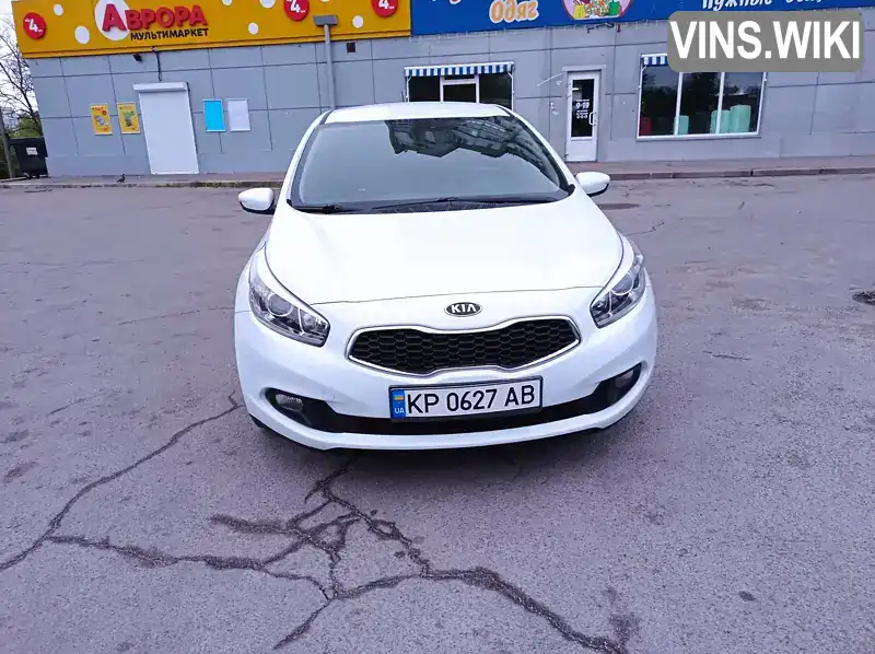 Хетчбек Kia Ceed 2012 1.4 л. Ручна / Механіка обл. Запорізька, Запоріжжя - Фото 1/21