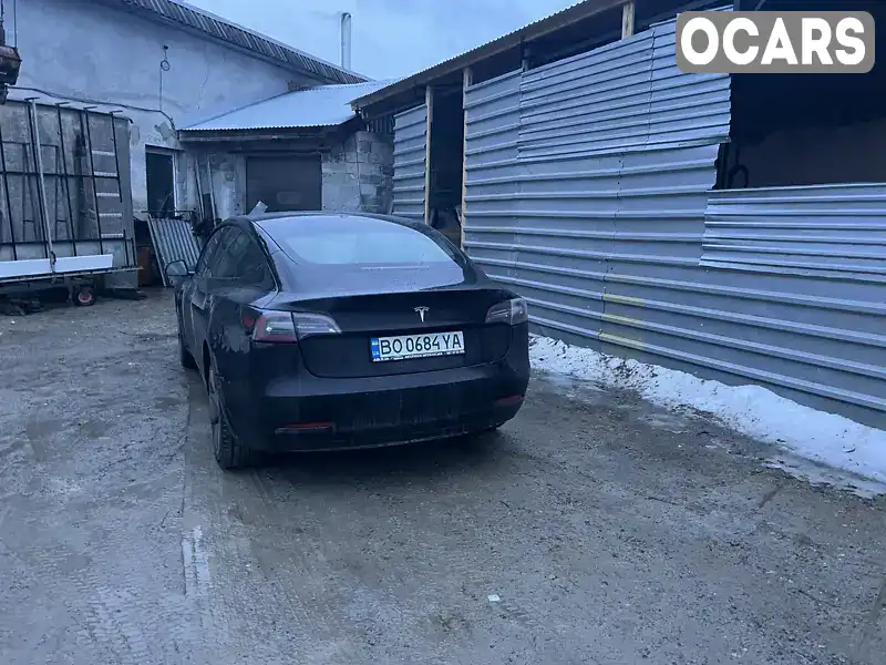 5YJ3E1EA0MF853334 Tesla Model 3 2021 Седан  Фото 2