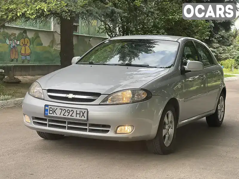 Хэтчбек Chevrolet Lacetti 2010 1.6 л. Ручная / Механика обл. Ровенская, Ровно - Фото 1/21