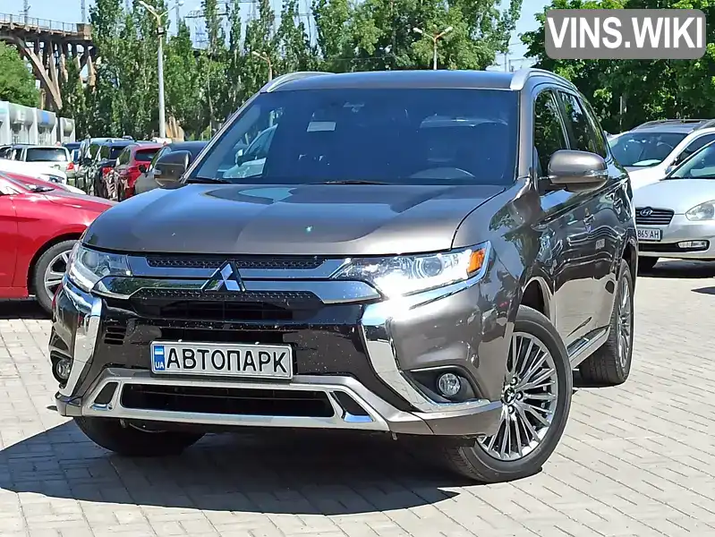 Позашляховик / Кросовер Mitsubishi Outlander 2019 2 л. Автомат обл. Дніпропетровська, Дніпро (Дніпропетровськ) - Фото 1/21