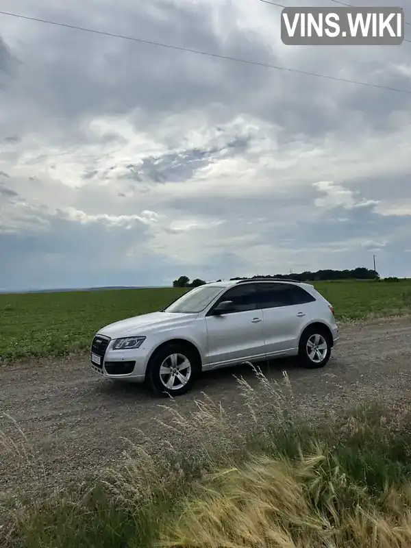 Позашляховик / Кросовер Audi Q5 2010 3 л. Автомат обл. Чернівецька, Новоселиця - Фото 1/20