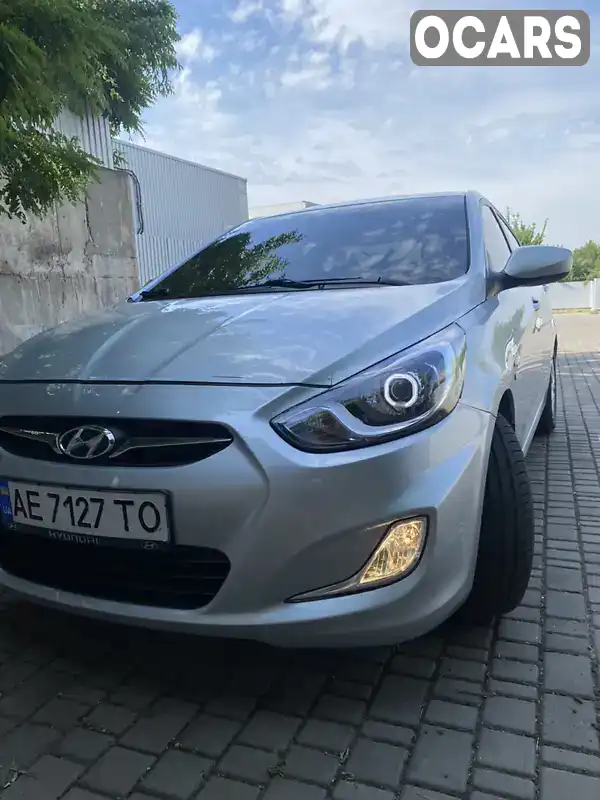 Седан Hyundai Accent 2011 1.6 л. Ручна / Механіка обл. Дніпропетровська, Кривий Ріг - Фото 1/21