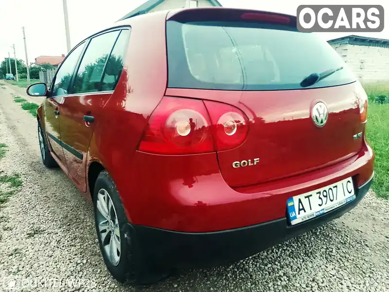 Хетчбек Volkswagen Golf 2004 1.6 л. Ручна / Механіка обл. Івано-Франківська, Городенка - Фото 1/21