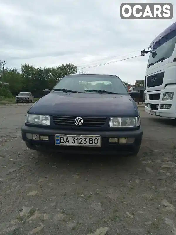 Седан Volkswagen Passat 1994 2 л. Ручна / Механіка обл. Кіровоградська, Новоукраїнка - Фото 1/5