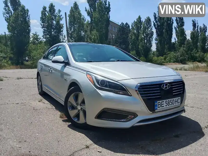 Седан Hyundai Sonata 2016 2 л. Автомат обл. Миколаївська, Миколаїв - Фото 1/21