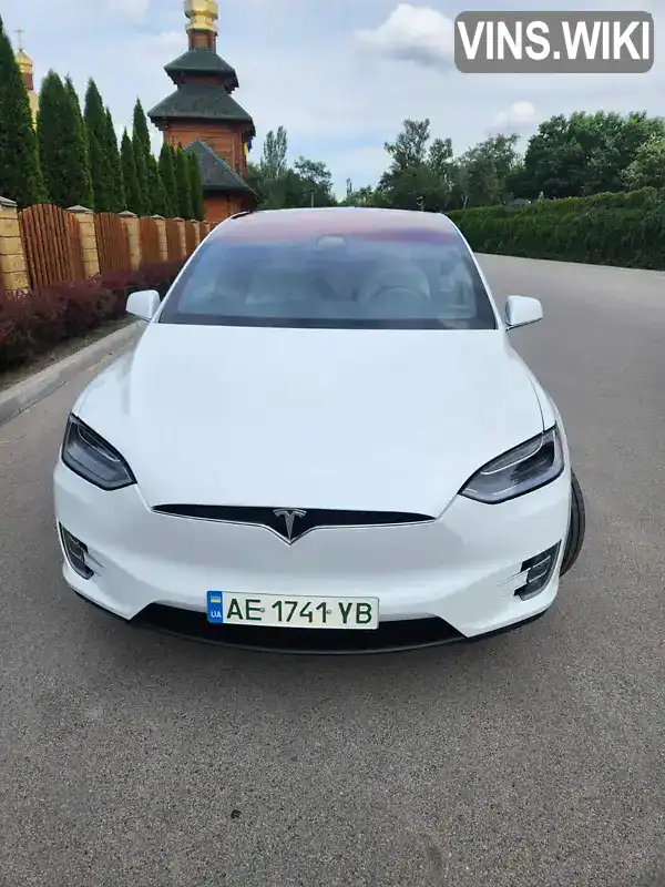 Позашляховик / Кросовер Tesla Model X 2020 null_content л. обл. Дніпропетровська, Дніпро (Дніпропетровськ) - Фото 1/9