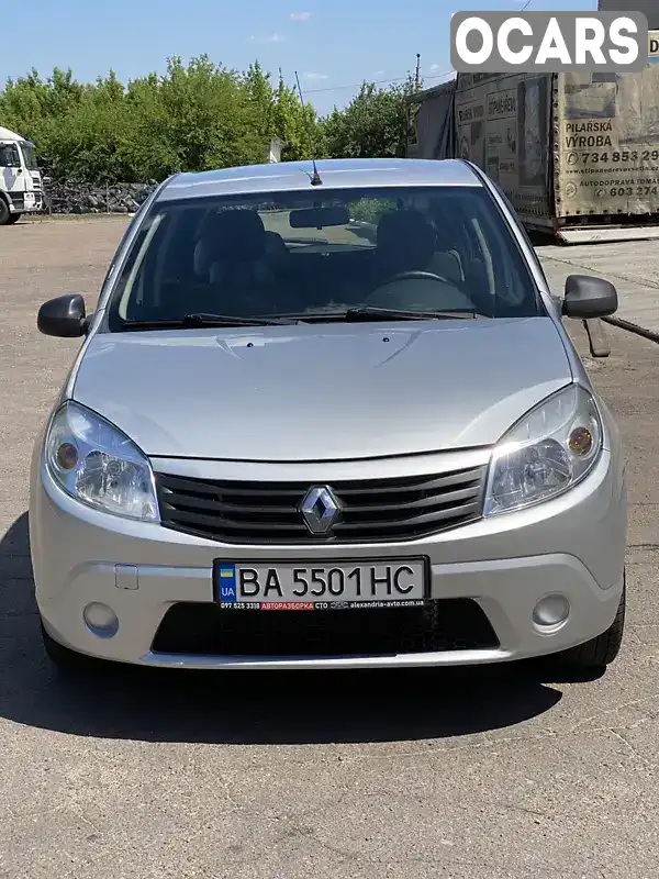 VF1BSRMER46140145 Renault Sandero 2011 Хетчбек 1.39 л. Фото 2