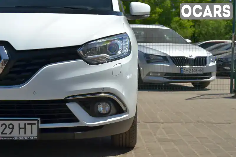 VF1RFA00760658076 Renault Grand Scenic 2018 Мінівен 1.46 л. Фото 3