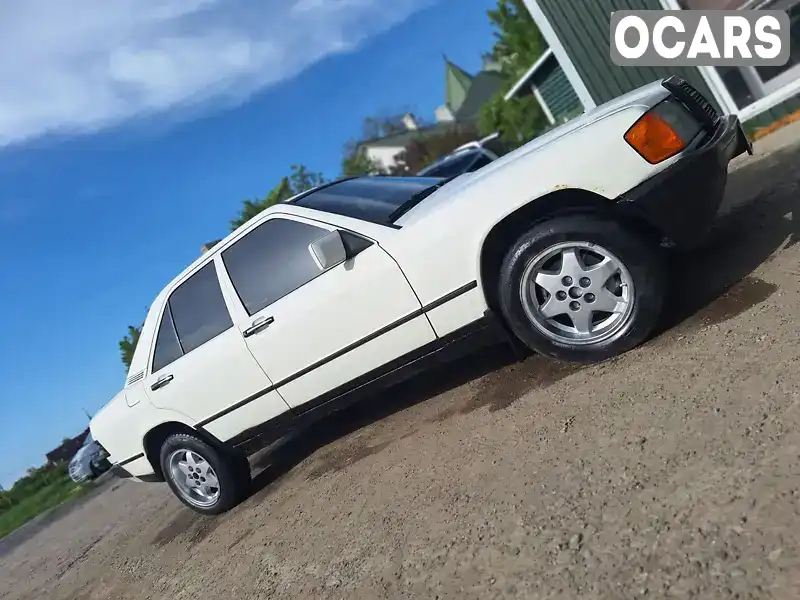 Седан Mercedes-Benz 190 1984 2 л. Ручная / Механика обл. Черновицкая, Черновцы - Фото 1/21