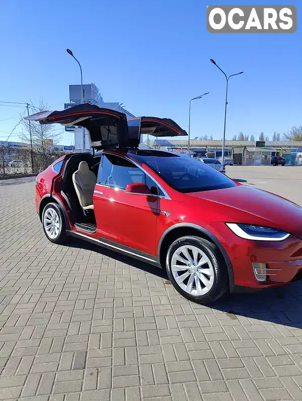 Внедорожник / Кроссовер Tesla Model X 2016 null_content л. Автомат обл. Киевская, Киев - Фото 1/17