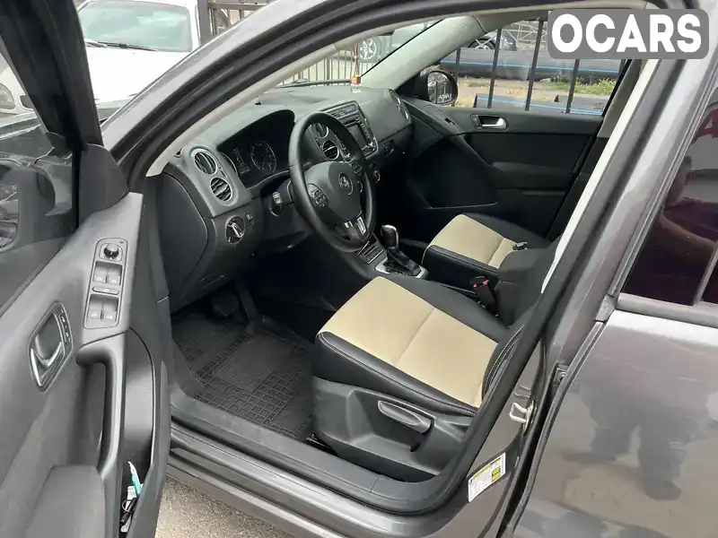 WVGBV7AX1FW570704 Volkswagen Tiguan 2015 Внедорожник / Кроссовер 1.98 л. Фото 2