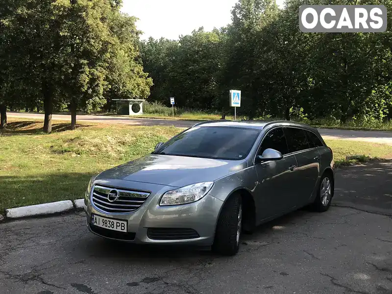 Универсал Opel Insignia 2013 2 л. Ручная / Механика обл. Киевская, Белая Церковь - Фото 1/16