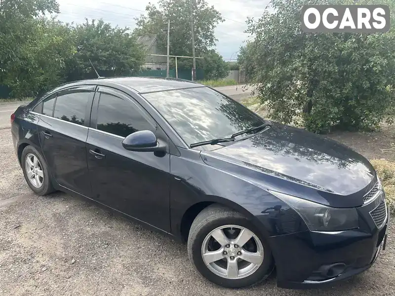 Седан Chevrolet Cruze 2014 1.36 л. Типтронік обл. Донецька, Слов'янськ - Фото 1/10