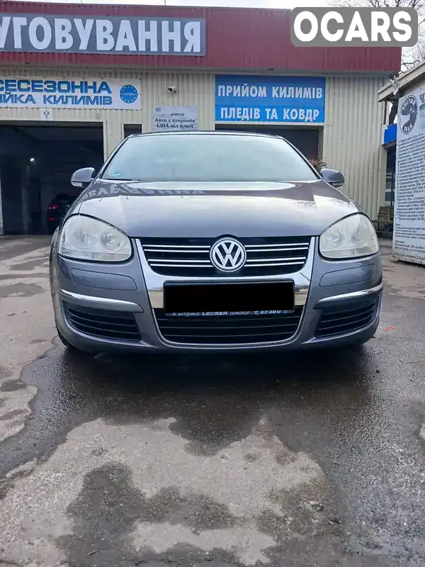 Седан Volkswagen Jetta 2005 1.6 л. Ручна / Механіка обл. Сумська, Суми - Фото 1/21