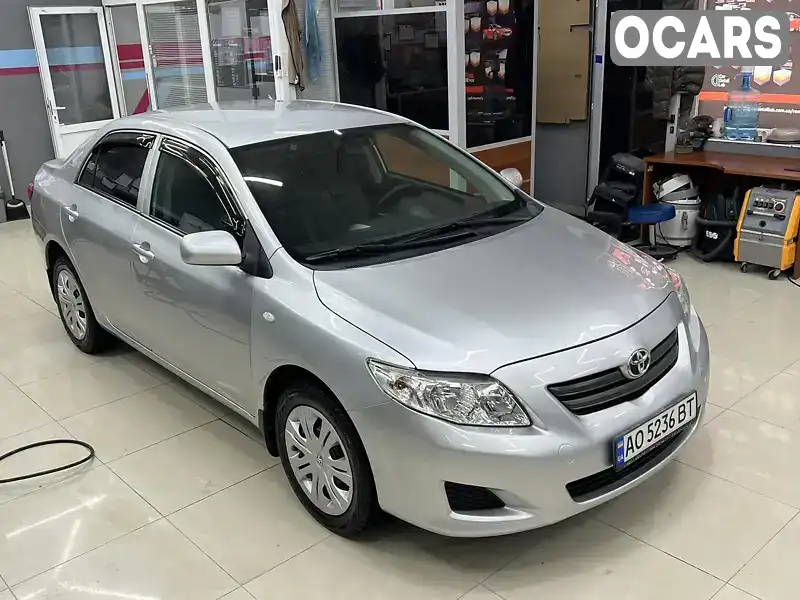 Седан Toyota Corolla 2008 1.6 л. Ручна / Механіка обл. Закарпатська, Ужгород - Фото 1/21