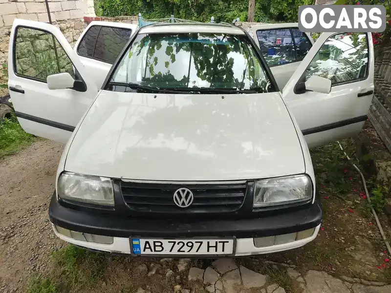 Седан Volkswagen Vento 1996 1.9 л. Ручна / Механіка обл. Вінницька, Шаргород - Фото 1/13