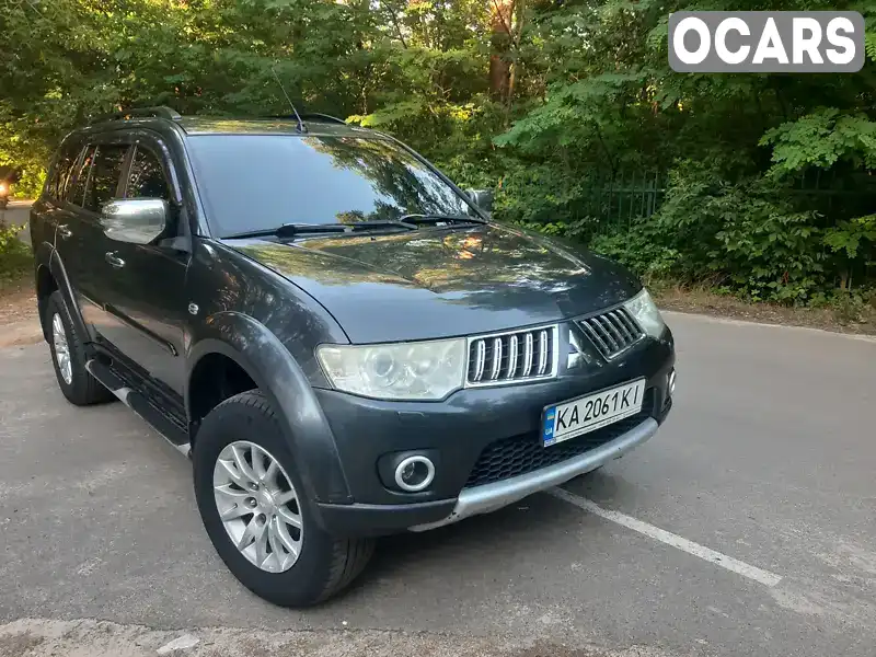 Позашляховик / Кросовер Mitsubishi Pajero Sport 2013 2.48 л. Автомат обл. Київська, Київ - Фото 1/21