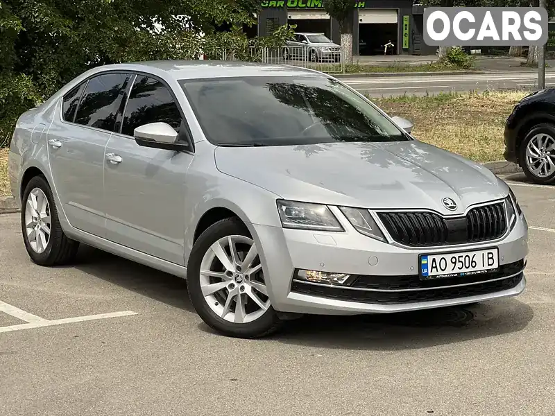 Лифтбек Skoda Octavia 2019 2 л. Автомат обл. Киевская, Киев - Фото 1/21