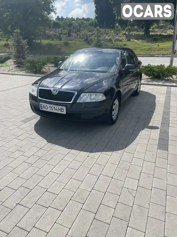 Ліфтбек Skoda Octavia 2011 1.6 л. Ручна / Механіка обл. Закарпатська, Ужгород - Фото 1/13