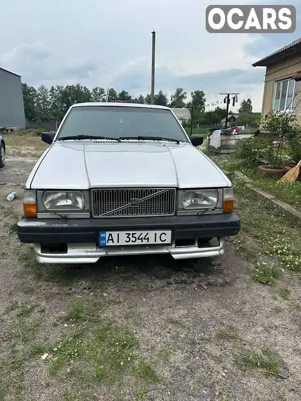 YV1744752H2090948 Volvo 740 1986 Седан 2.4 л. Фото 1