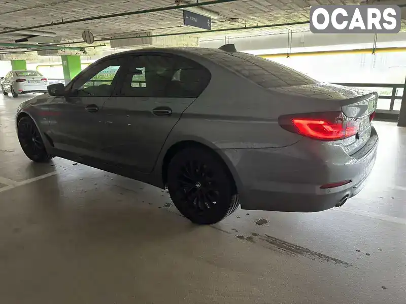 WBAJC91000B279336 BMW 5 Series 2018 Седан 2.99 л. Фото 3