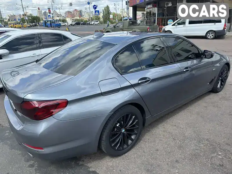 WBAJC91000B279336 BMW 5 Series 2018 Седан 2.99 л. Фото 4