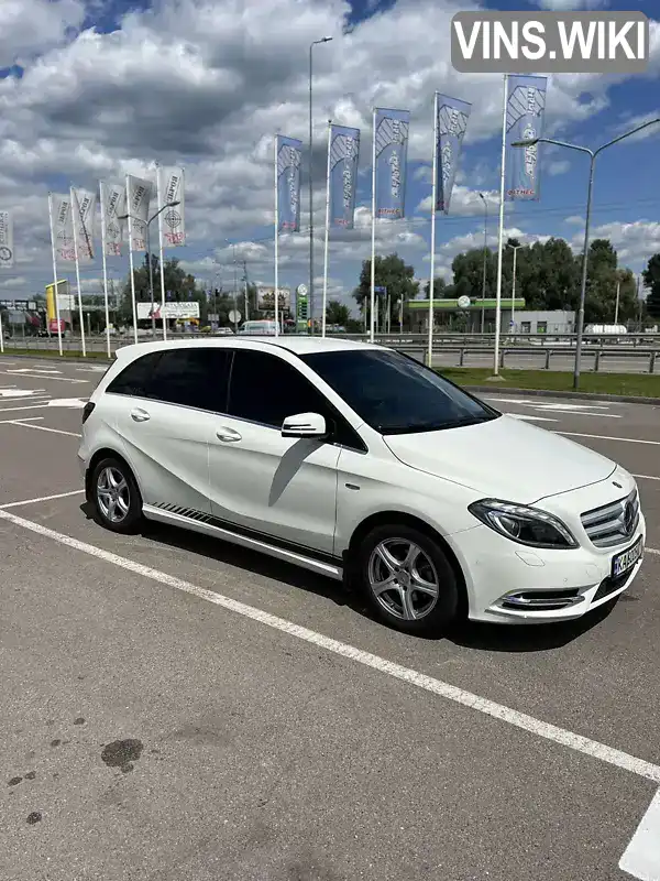 Хетчбек Mercedes-Benz B-Class 2013 1.8 л. Автомат обл. Київська, Київ - Фото 1/21