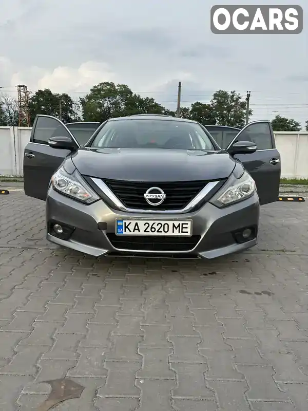 Седан Nissan Altima 2017 2.49 л. Варіатор обл. Київська, Київ - Фото 1/21