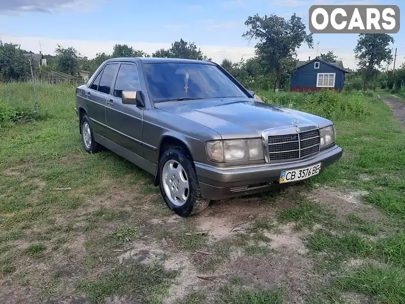 Седан Mercedes-Benz 190 1984 2 л. Ручна / Механіка обл. Чернігівська, Семенівка - Фото 1/8