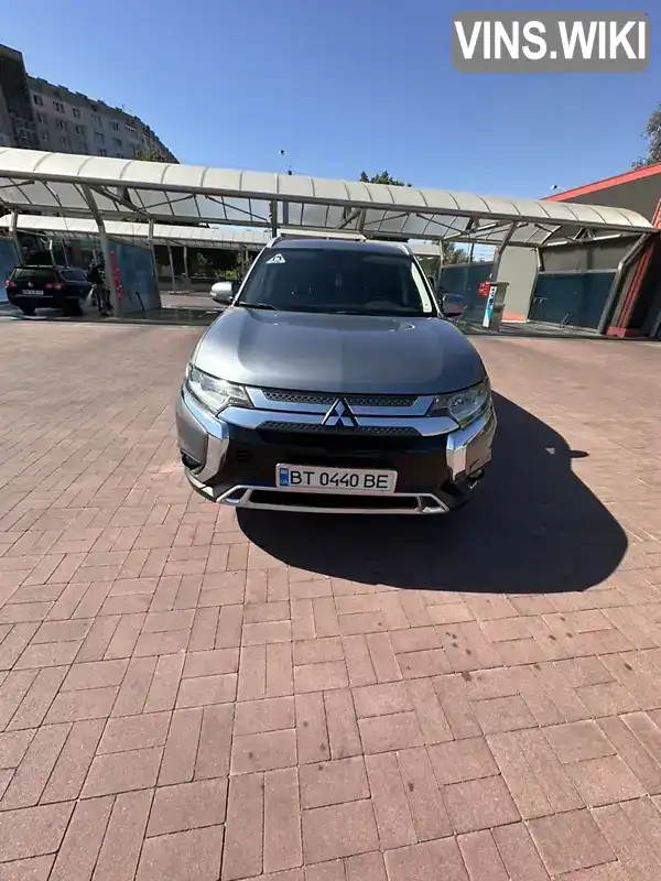 Позашляховик / Кросовер Mitsubishi Outlander 2018 2.36 л. Автомат обл. Рівненська, Рівне - Фото 1/12