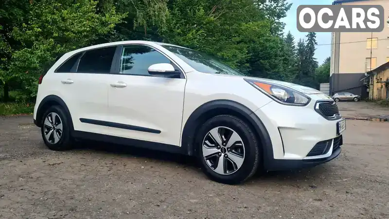 Позашляховик / Кросовер Kia Niro 2017 1.58 л. Автомат обл. Рівненська, Рівне - Фото 1/21