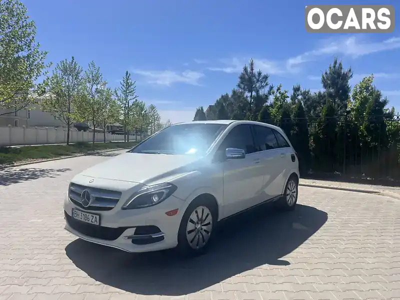 Хетчбек Mercedes-Benz B-Class 2014 null_content л. Автомат обл. Одеська, Одеса - Фото 1/15