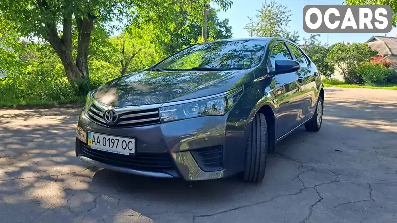 Седан Toyota Corolla 2013 1.3 л. Ручна / Механіка обл. Черкаська, Умань - Фото 1/21