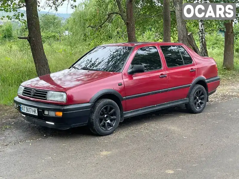 Седан Volkswagen Vento 1994 1.78 л. Ручная / Механика обл. Ивано-Франковская, Надворная - Фото 1/18