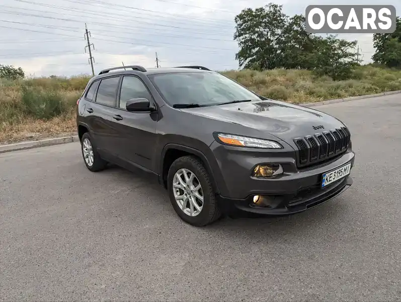 1C4PJLCB6JD544622 Jeep Cherokee 2017 Внедорожник / Кроссовер 2.4 л. Фото 2