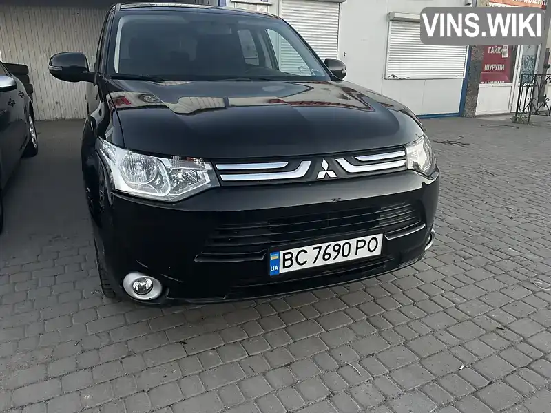 Позашляховик / Кросовер Mitsubishi Outlander 2013 2.36 л. Варіатор обл. Львівська, Львів - Фото 1/13