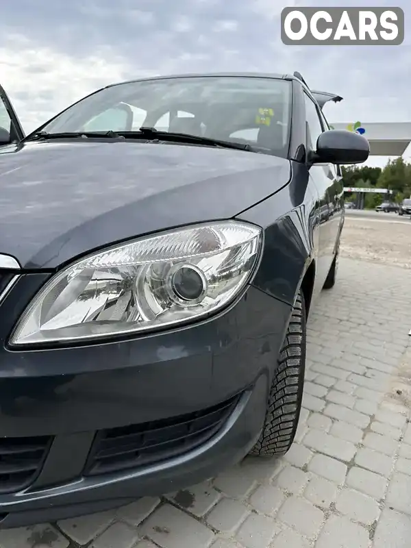 TMBNJ65JXF5031873 Skoda Roomster 2015 Мікровен 1.6 л. Фото 2