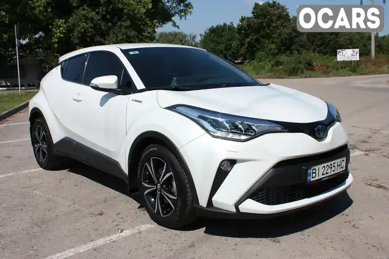 Внедорожник / Кроссовер Toyota C-HR 2021 1.8 л. Автомат обл. Полтавская, Полтава - Фото 1/21