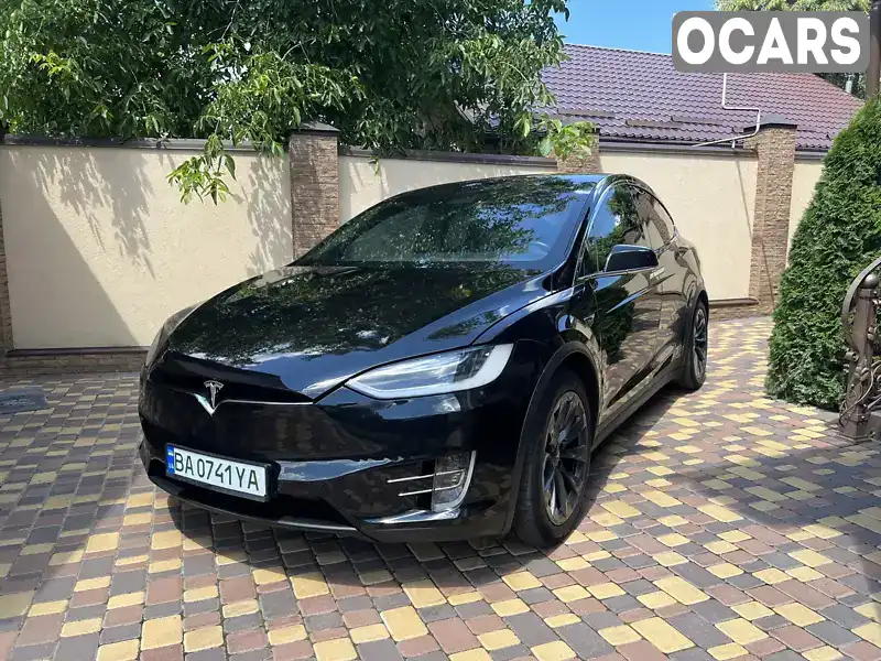 Позашляховик / Кросовер Tesla Model X 2017 null_content л. Автомат обл. Кіровоградська, Кропивницький (Кіровоград) - Фото 1/21