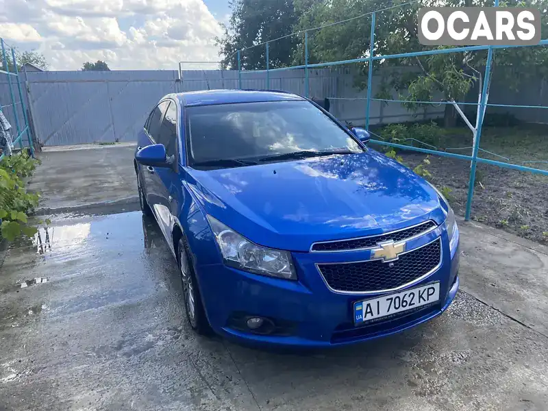 Седан Chevrolet Cruze 2010 1.8 л. Автомат обл. Київська, Бориспіль - Фото 1/17