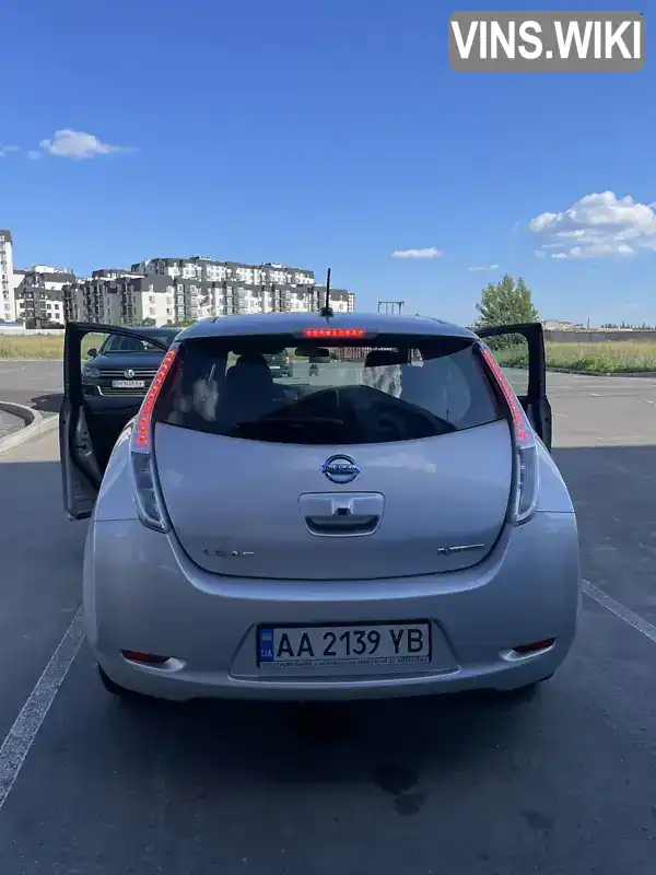 1N4BZ0CP8HC311716 Nissan Leaf 2017 Хетчбек  Фото 3