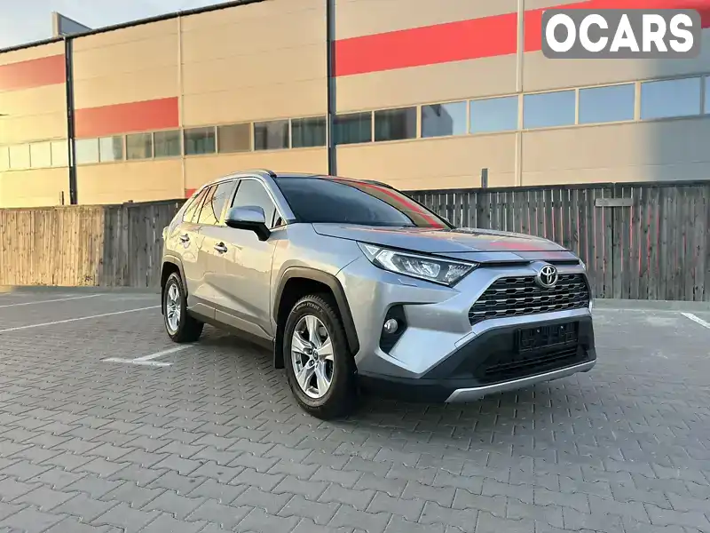 Позашляховик / Кросовер Toyota RAV4 2019 1.99 л. Автомат обл. Київська, Софіївська Борщагівка - Фото 1/9